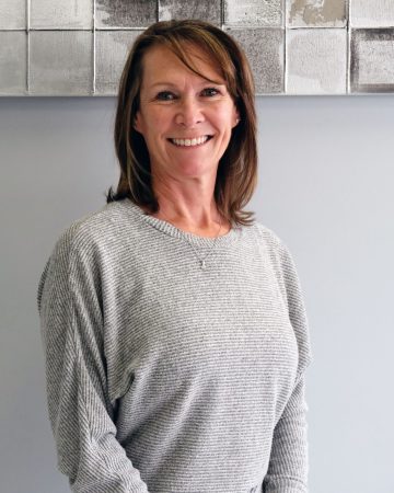 Linda-V-min-1229x1536